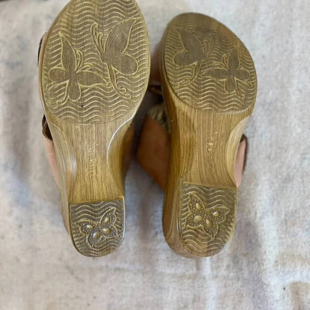 Alegria Woman's Linn Embroidered Bohemia Hippie Wedge Sandals Sz 10.5-11 - Picture 7 of 9